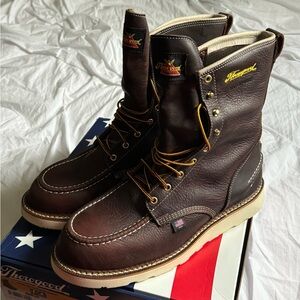 Thorogood 8” waterproof moc toe